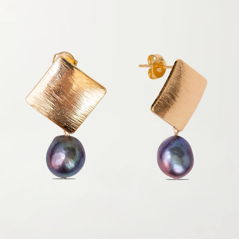 MONTSERRAT New York The Madrid Earrings in Tahitian Black Pearl
